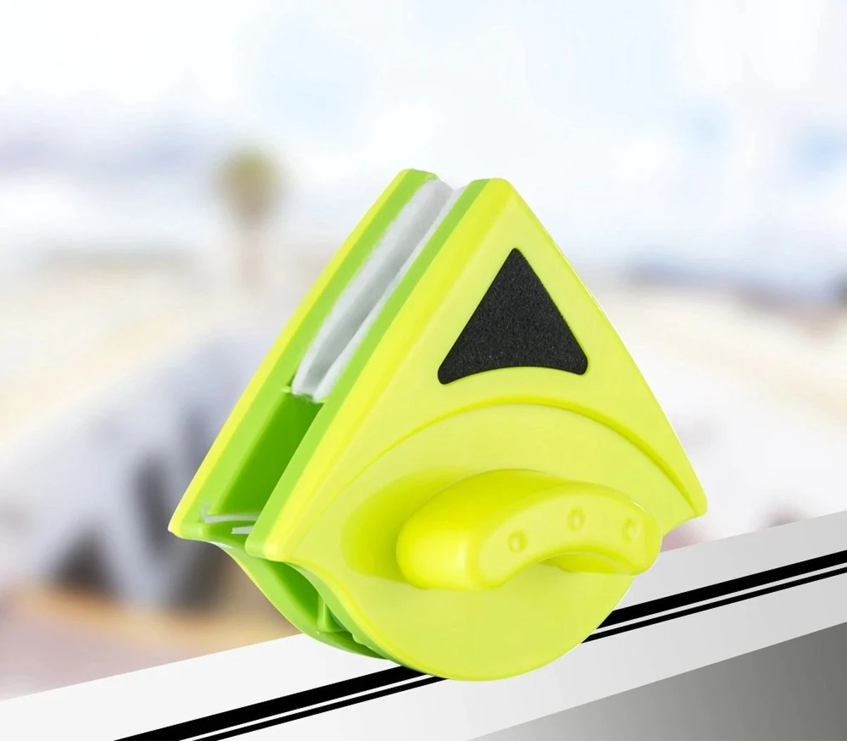 2 Stuks Magnetische Raamwisser Voor Dubbelglas - Ruitenreiniger - Ramenwasser - Magneet Ruitenwisser 5 2 Stuks Magnetische Raamwisser Voor Dubbelglas - Ruitenreiniger - Ramenwasser - Magneet Ruitenwisser - Afbeelding 5