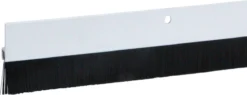 Merkloos Deurborstel - Stripborstel - Afdichting Met Borstel - 100 Cm - Met Installatie Gaten -aluminium -isolatiestrip - Afdichtstrip - Deurstrip