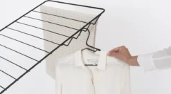 Brabantia HangOn Droogrek Inklapbaar - 25 Meter - Met Stang - Matt Black -Schoonmaakmiddelen 1200x661 2