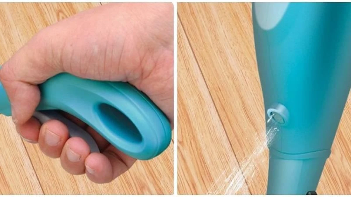 2Clean Vloermop Met Spray - Microvezel Doek - Blauw/Wit 4 2Clean Vloermop Met Spray - Microvezel Doek - Blauw/Wit - Afbeelding 4