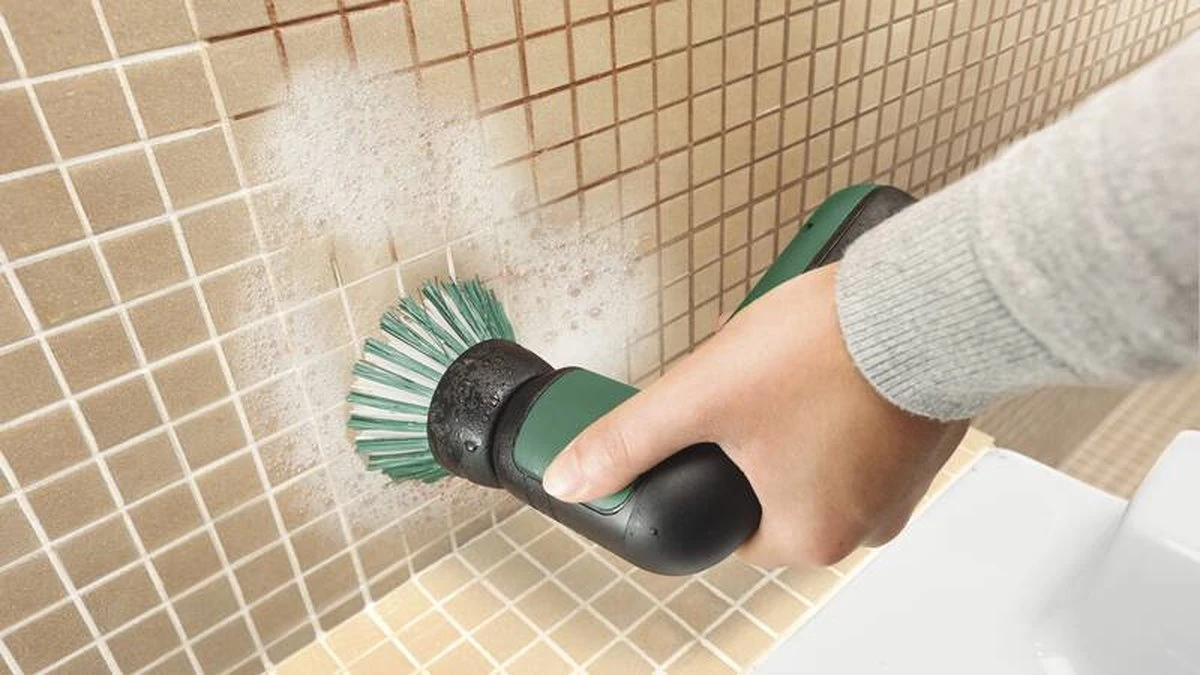 Bosch Universal Brush - Snoerloze Reiningsborstel 5 Bosch Universal Brush - Snoerloze Reiningsborstel - Afbeelding 5