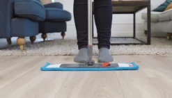 Nordic Stream Vloerwisser - Microvezel Dweil Met Steel - Quick Click Systeem - Douche - Badkamer - 46cm Wisbreedte -Schoonmaakmiddelen 1200x683