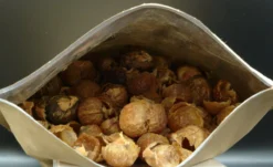 Wasnoten 3kg Met 4 Waszakjes - Zeepnoten - Natuurlijk Wassen - 4x750gr -Schoonmaakmiddelen 1200x736