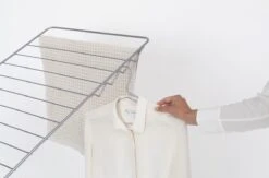 Brabantia HangOn Droogrek Inklapbaar - 25 Meter - Metallic Grey -Schoonmaakmiddelen 1200x790 2