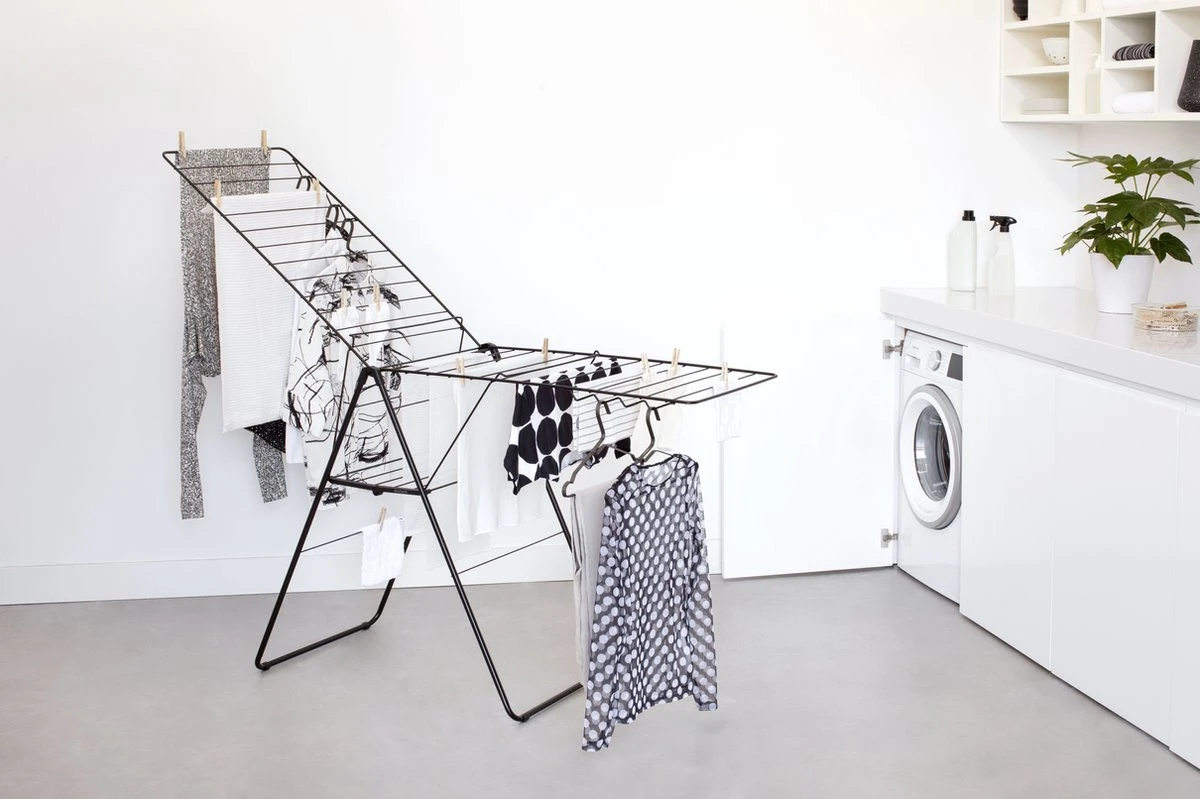 Brabantia HangOn Droogrek Inklapbaar - 25 Meter - Matt Black 17 Brabantia HangOn Droogrek Inklapbaar - 25 Meter - Matt Black - Afbeelding 17