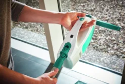 Leifheit Dry & Clean Ruitenreiniger Met Steel (43 Cm), Inwasser En Smalle Zuigmond (17 Cm) Click System -Schoonmaakmiddelen 1200x800 200