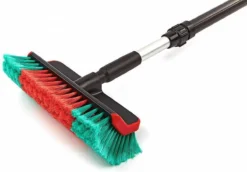 Vikan 524752 Hoekborstel Met Watertoevoer High/Low 280mm Zacht/Gespleten Haren 13 Vikan 524752 Hoekborstel Met Watertoevoer High/Low 280mm Zacht/Gespleten Haren -Schoonmaakmiddelen 1200x835 2