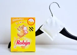 Robijn Geurbuiltjes Zwitsal 1 X 3 Stuks - Geur- Geurbuiltjes- Geurzakjes Voor In De Kledingkast -Schoonmaakmiddelen 1200x865 1