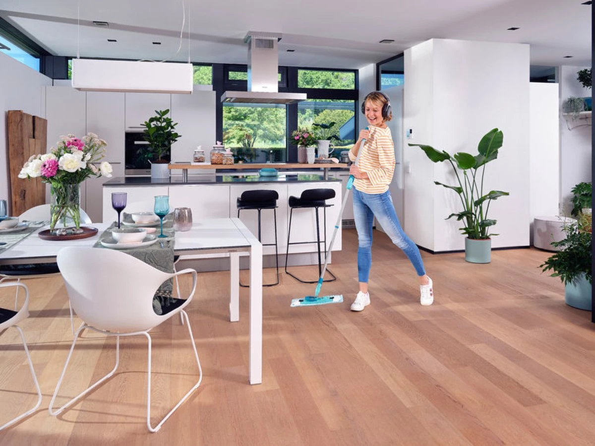 Leifheit Clean Twist M Vloerwisser Ergo Mobiel - Dweil Set Compleet Systeem Met Wieltjes - 33 Cm - 6 Liter 17 Leifheit Clean Twist M Vloerwisser Ergo Mobiel - Dweil Set Compleet Systeem Met Wieltjes - 33 Cm - 6 Liter - Afbeelding 17