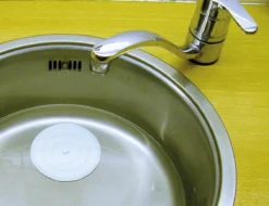 Travelsafe Waslijn Elastisch Incl.waterst 6 Travelsafe Waslijn Elastisch Incl.waterst -Schoonmaakmiddelen 1200x924 2