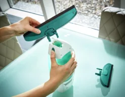 Leifheit Dry & Clean Ruitenreiniger Met Steel (43 Cm), Inwasser En Smalle Zuigmond (17 Cm) Click System -Schoonmaakmiddelen 1200x930 6