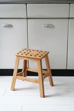 PUHLMANN - Inklapbare Kruk, JAMES, Hout, 41 Cm Hoog, Max 150 Kilo 11 PUHLMANN - Inklapbare Kruk, JAMES, Hout, 41 Cm Hoog, Max 150 Kilo -Schoonmaakmiddelen 800x1200 30