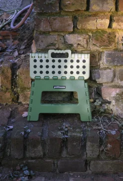 PUHLMANN - Inklapbare Kruk, JAMES, Plastic, Groen, 22 Cm Hoog, Max 100kilo 9 PUHLMANN - Inklapbare Kruk, JAMES, Plastic, Groen, 22 Cm Hoog, Max 100kilo -Schoonmaakmiddelen 819x1200