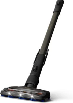 Philips 8000 Series Aqua Plus XC8347/01 - Steelstofzuiger -Schoonmaakmiddelen 855x1200