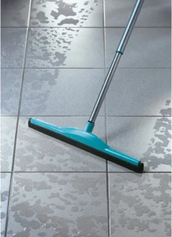 Leifheit Classic Watertrekker - Met Telescoopsteel (85-140 Cm) - 45 Cm Veegbreedte -Schoonmaakmiddelen 872x1200