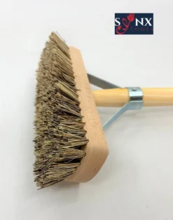 Synx Tools Luiwagen Union 22cm - Tegel Bezem Schrobber- Bezemsteel - Schoonmaakbezem - Schrobborstels - Bezems Met Steel 150 Cm -Schoonmaakmiddelen 943x1200 1